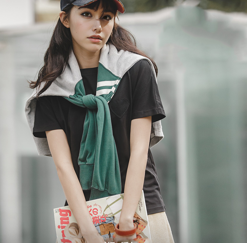 Front Shoulder Round Neck Short Sleeve Top Combination 117 01